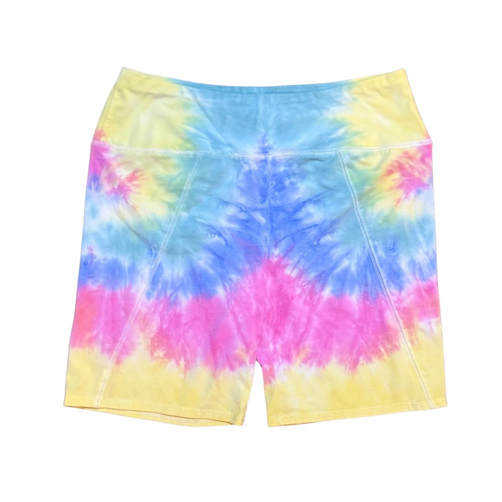 Chaser tie dye bike shorts Women’s size Medium in excellent like new condition